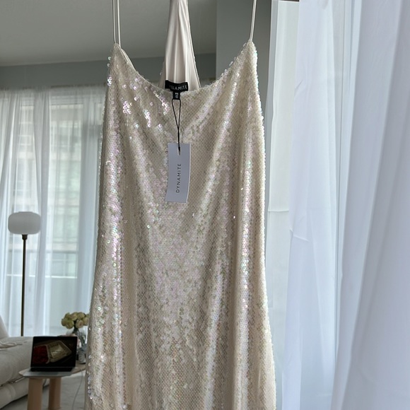 Dynamite white/cream sequin midi dress - Picture 3 of 5